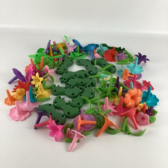 Build A Garden Colorful Flower Pieces Parts Leaves Petals Pistils Stamens Toy - Picture 3 of 7